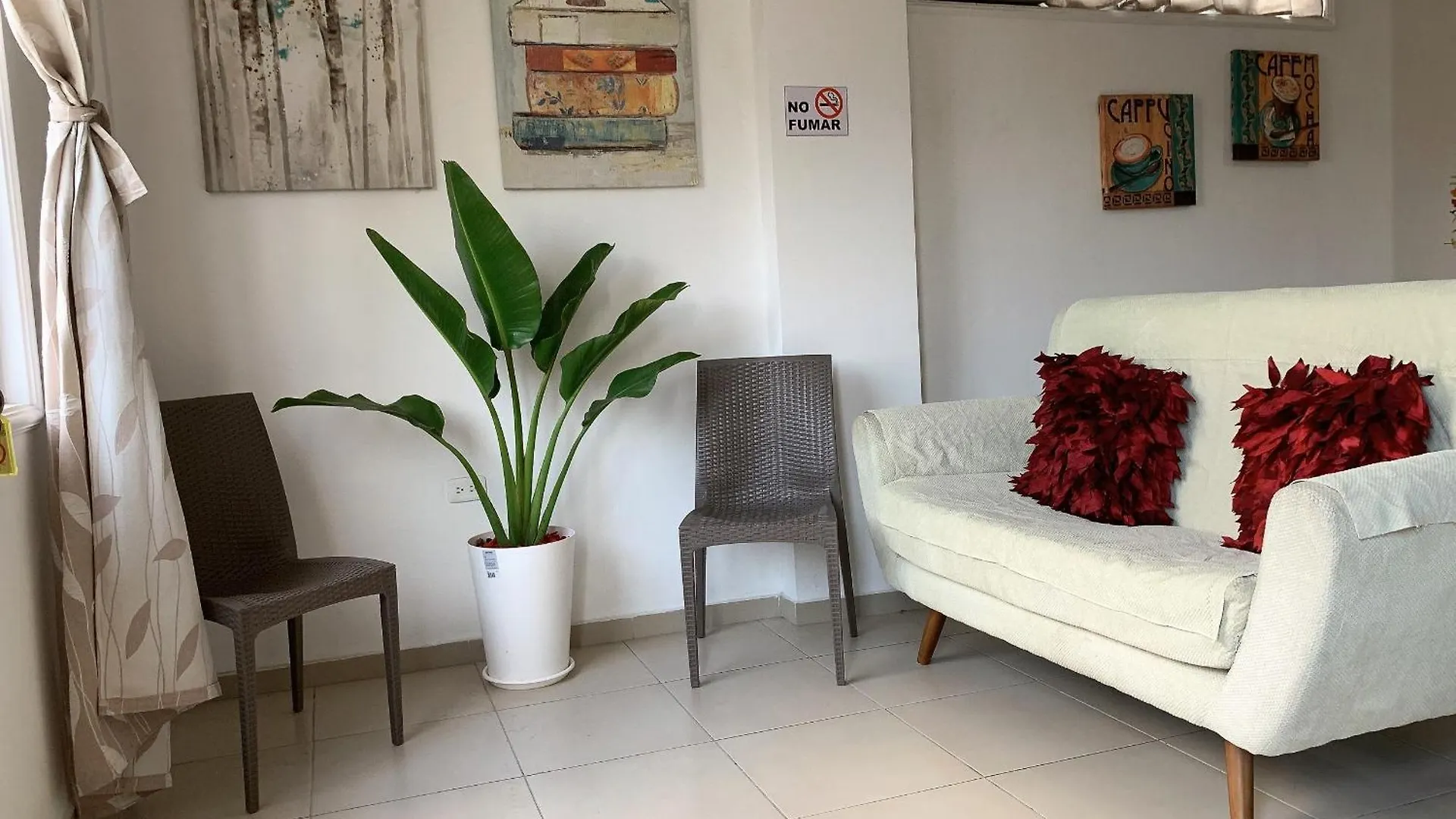 Los Soles Suite Mall Del Sol Guayaquil Airport 0*,  Ecuador