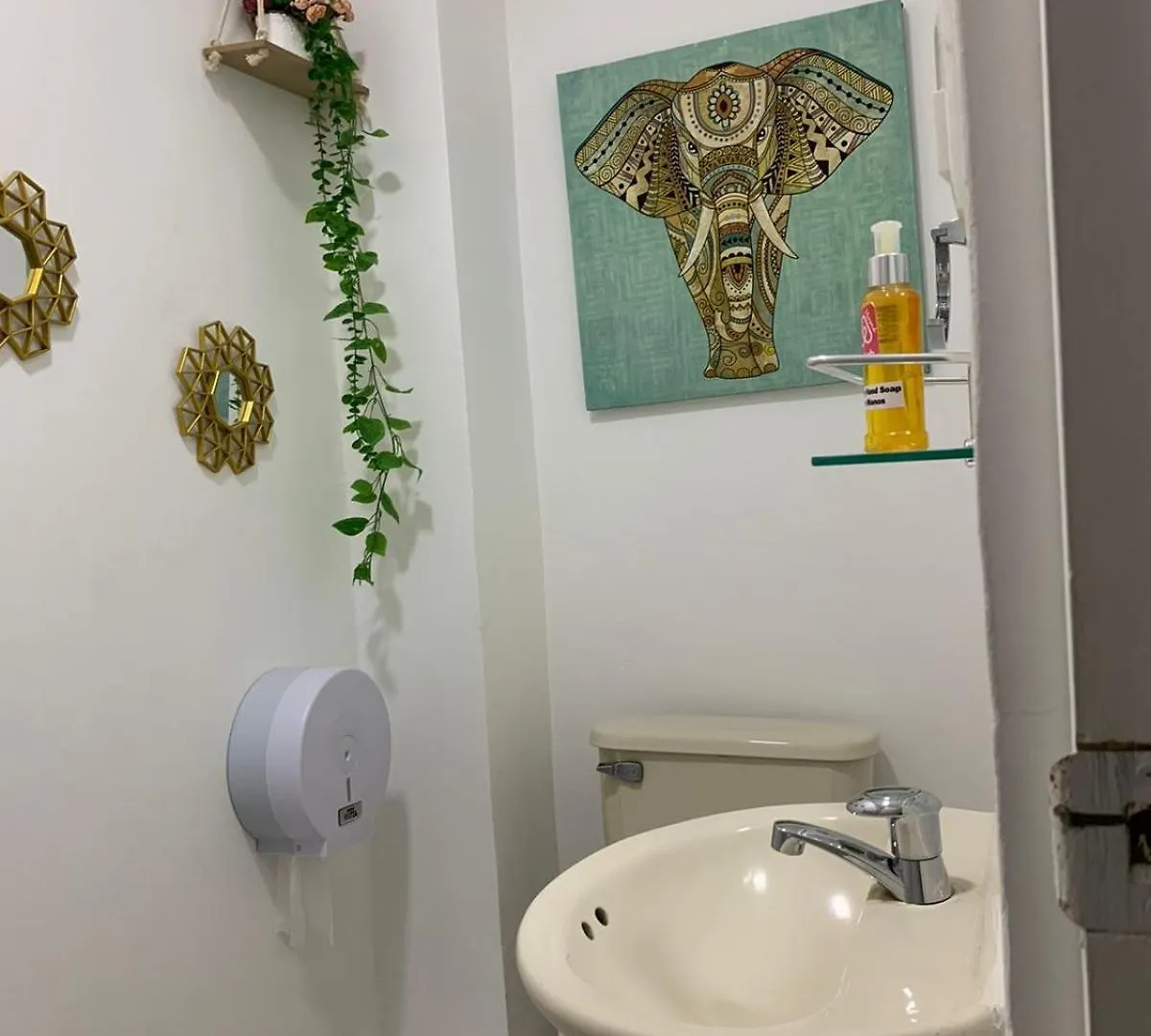 Suite #3 close Aeropuerto&Mall del sol Guayaquil